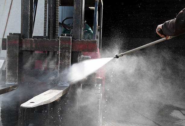 Best Sidewalk and Walkway Cleaning  in Anacortes, WA